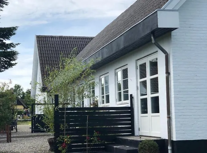 Bed & Breakfast Nordby Kro